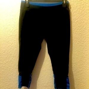 Jillian Michaels Impact Capri leggings size small